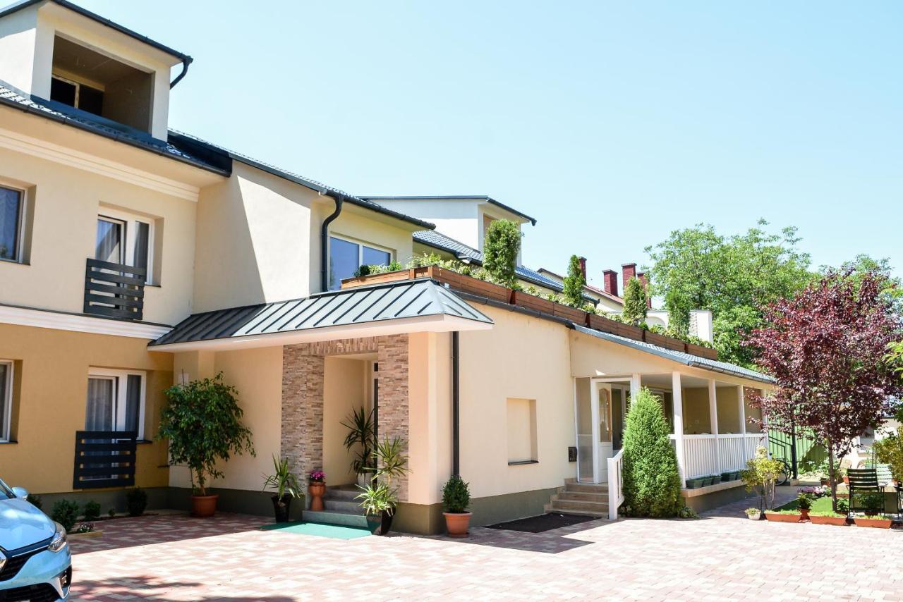 Media Panzio Es Apartmanhaz 3* Hajdúszoboszló