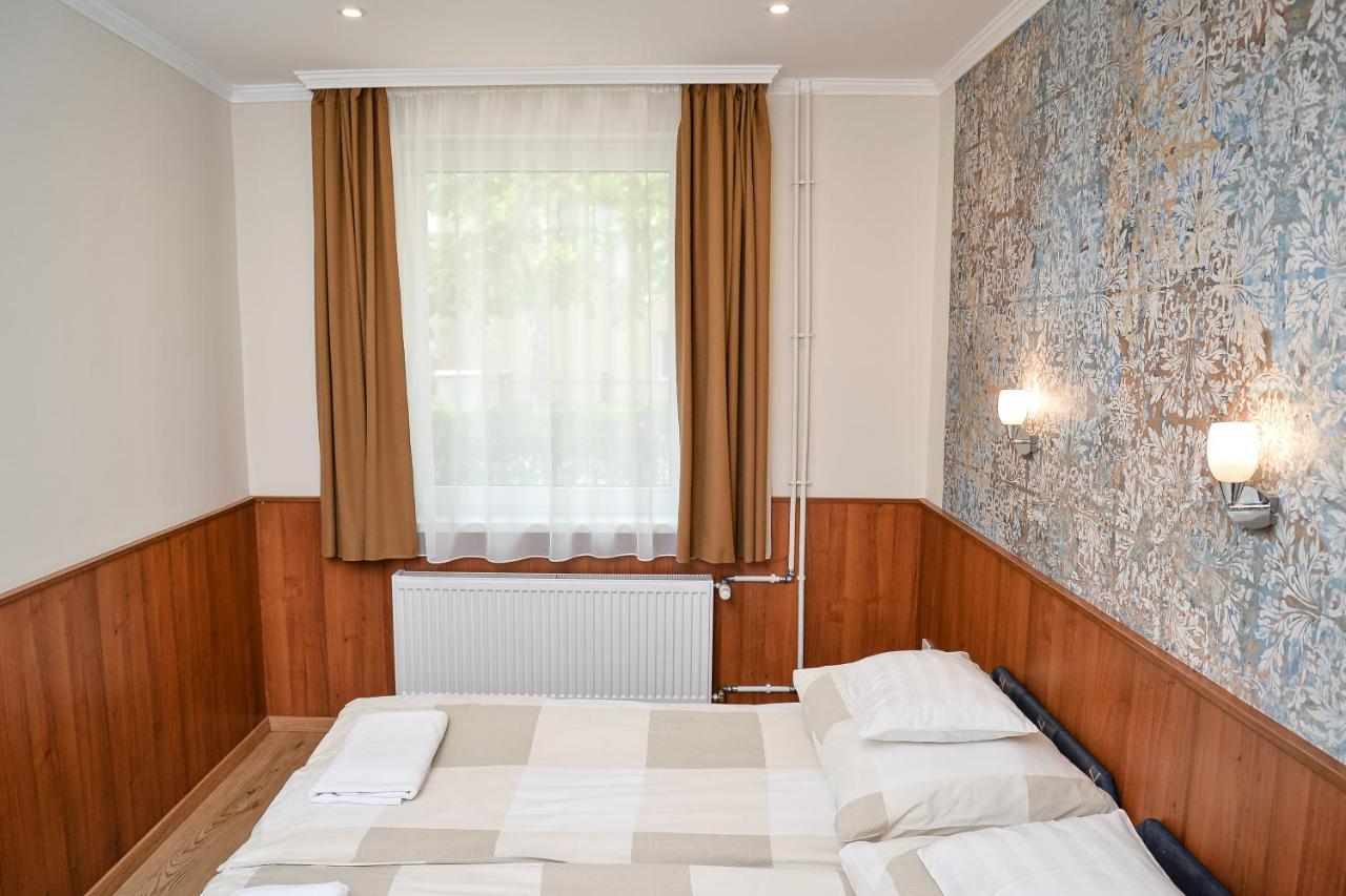 Pensjonat Media Panzio Es Apartmanhaz 3*